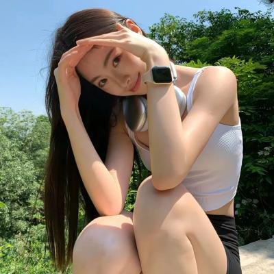 裸体门廊